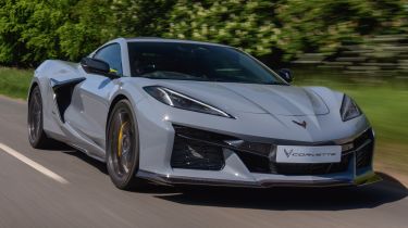 Chevrolet Corvette E-Ray - front