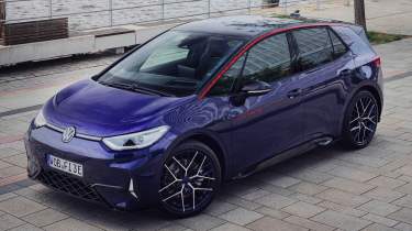 Volkswagen ID.3 GTX Fire &amp; Ice edition - front angled