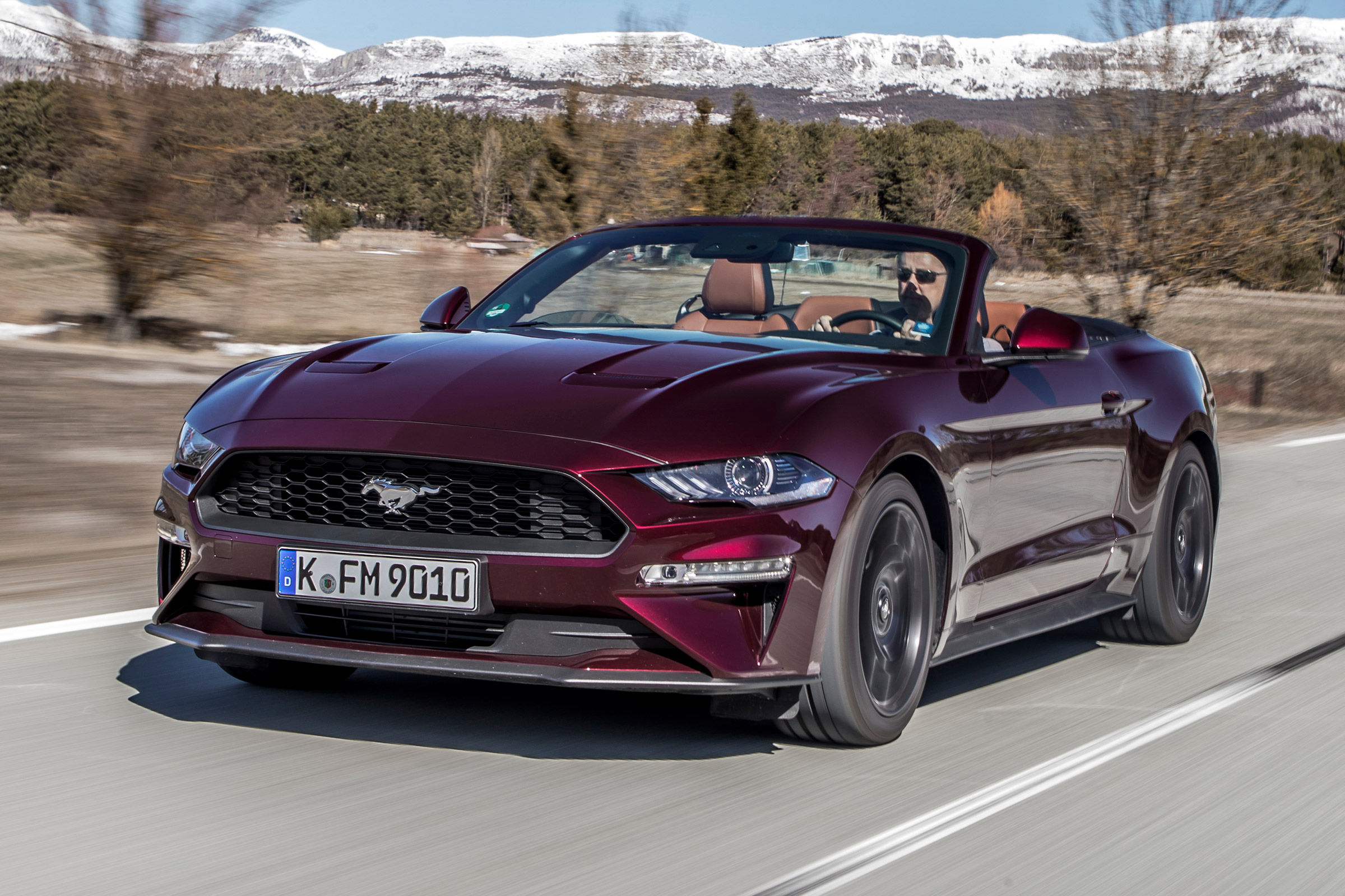 New Ford Mustang EcoBoost Convertible 2018 review | Auto Express