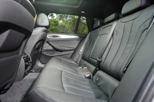 BMW 5 Series Touring - rear seats