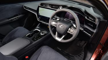 Lexus RZ 450e - dashboard
