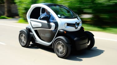 Renault Twizy front tracking
