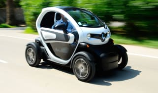 Renault Twizy front tracking
