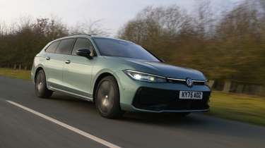 New Volkswagen Passat Estate - front tracking 