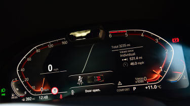 BMW 8 Series - dials