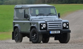 Land Rover Defender XTech front tracking