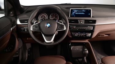 BMW X1 2015 wheel