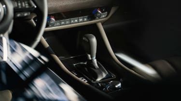 Mazda 6 - gear lever