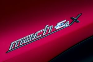 Ford Mustang Mach-E - badge