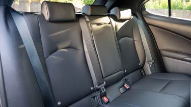 Lexus UX 350h+ F-Sport - rear seats