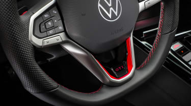 Volkswagen Golf GTI facelift - steering wheel detail
