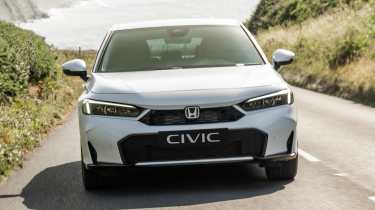 Honda Civic facelift - front tracking