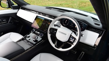 Range Rover Sport - interior (driver&#039;s door view)