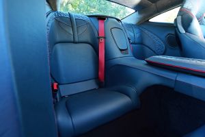 Aston Martin DBS Superleggera - rear seat