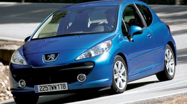 Front view of Peugeot 207