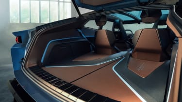 Lamborghini Lanzador concept interior boot