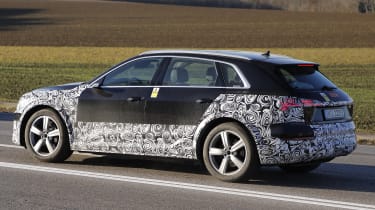 Audi e-tron SUV facelift - side