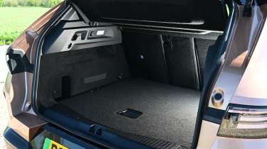 Vauxhall Grandland Electric - boot 