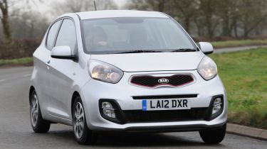 Kia Picanto 1 1.0 front cornering