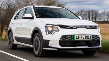 Kia Niro EV - white front 3/4