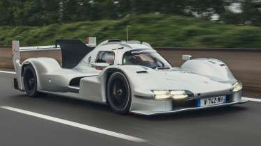 Porsche 963 RSP - front 3/4