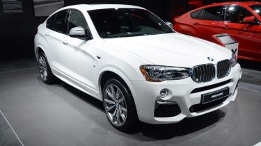 BMW X4 M40i - front quarter show