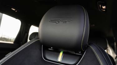 Kia EV9 GT - head rest
