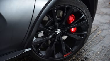 Peugeot 208 GTi - wheel
