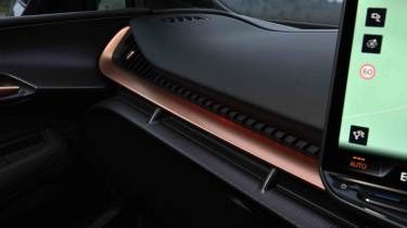 Cupra Tavascan –  dashboard trim detail