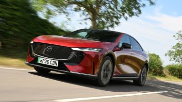 Mazda 6e in the UK - front tracking