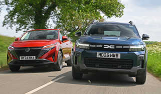 Nissan Qashqai and Dacia Bigster - front tracking 