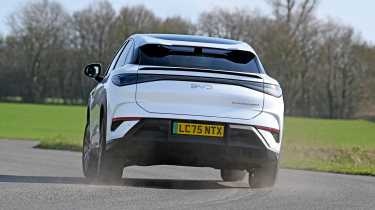 BYD Sealion 7 - rear cornering