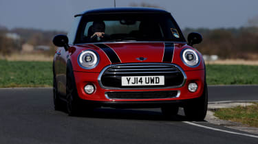 MINI Cooper D 2014 front action