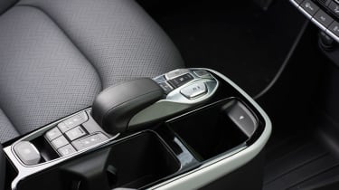 Hyundai Ioniq autonomous - transmission