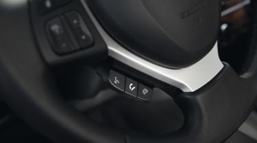 Suzuki Vitara - steering wheel