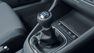VW Golf 2.0 TDI Match gear lever