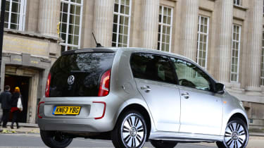 Volkswagen e-up! rear tracking