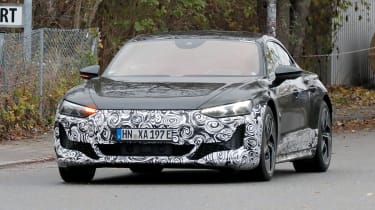 Audi E-Tron GT facelift (camouflaged) - front cornering