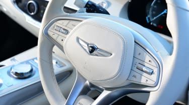 Genesis Electrified GV70 long termer - steering wheel