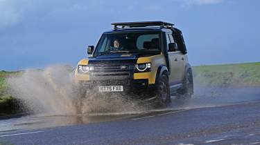 Land Rover Defender 110 Trophy Edition - front action