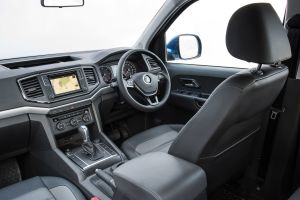 Volkswagen Amarok pick-up 2016 - interior 2