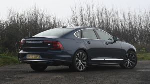 Volvo S90 - rear