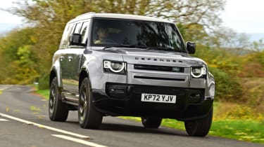 Land Rover Defender 130 - front