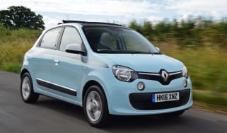 Renault Twingo The Colour Run - front tracking