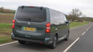 Vauxhall Vivaro Life - rear tracking