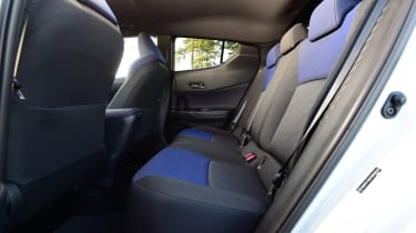 Toyota C-HR - back seats