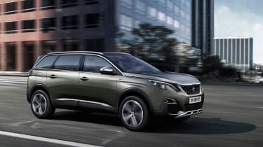 New Peugeot 5008 2016 - brown side tracking