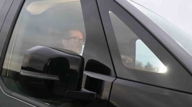 Kia PV5 - front pillar window