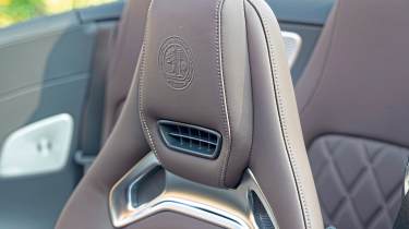 Mercedes-AMG SL 63 S E Performance - front headrest