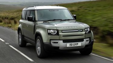 Land Rover Defender - front tracking